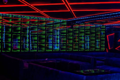 Mur de cadres LED verts du Sky